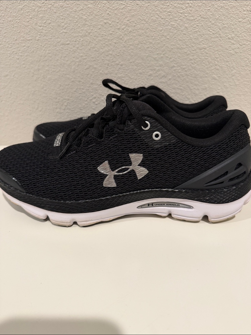 Under armour charged Gemini - Picture 4 of 7